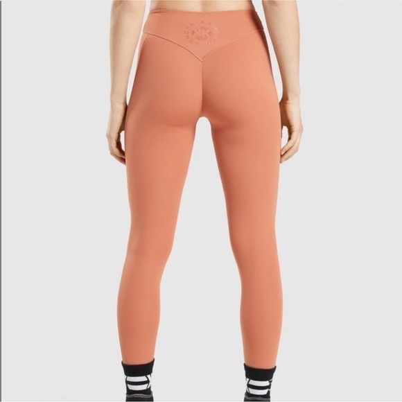 2 for $40 Gymshark Earth  Orange Kendra Kathryn 7/8 Seamless Leggings - Picture 1 of 5
